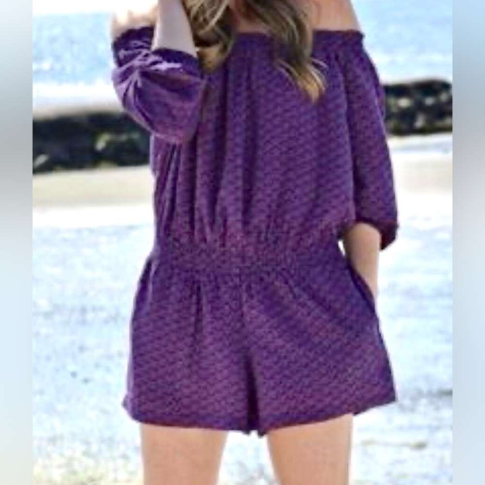Banana Republic Size Small Geometric Off-The-Shoulder Short Romper Navy Pink EUC